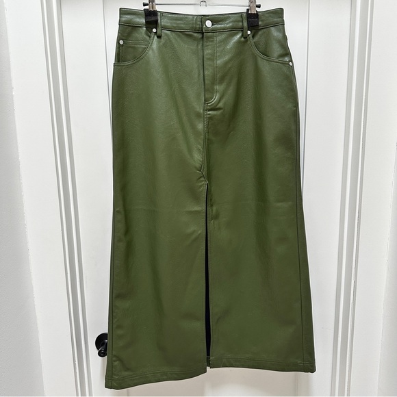 ANTHROPOLOGIE The Madi Faux Leather Front-Slit Denim Skirt by Pilcro - Picture 4 of 6